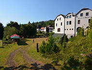 Exteriér hotelu ADLER v Jizerských horách