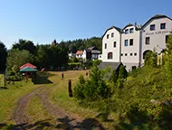 Vlastní hřiště a sportoviště u hotelu ADLER